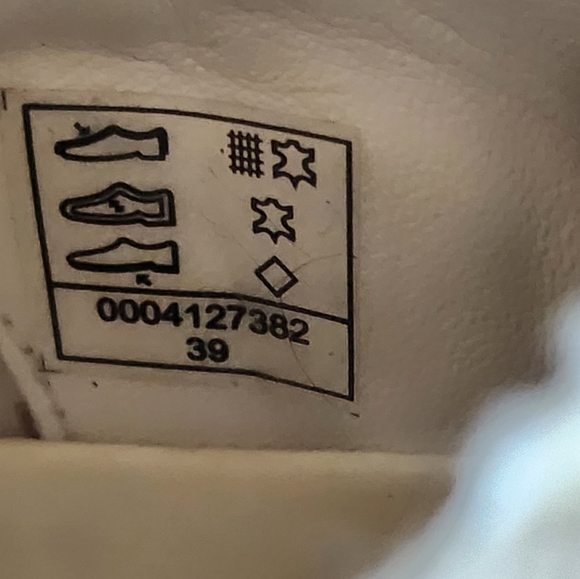 Free People Women Catch Me If You Can Crochet Mirror Fashion Sneakers EU 39 EUC - Picture 8 of 8